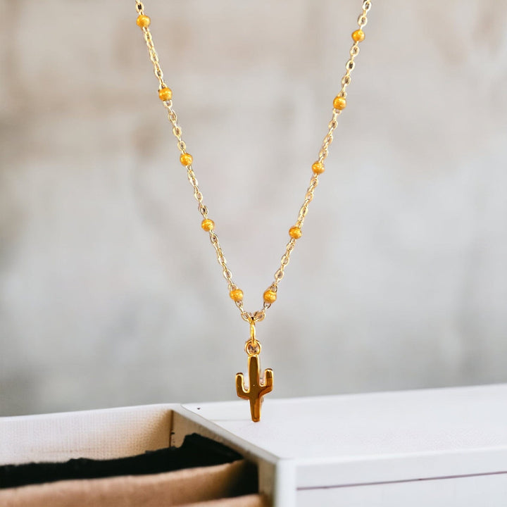 GOLD RESIN CACTUS NECKLACE