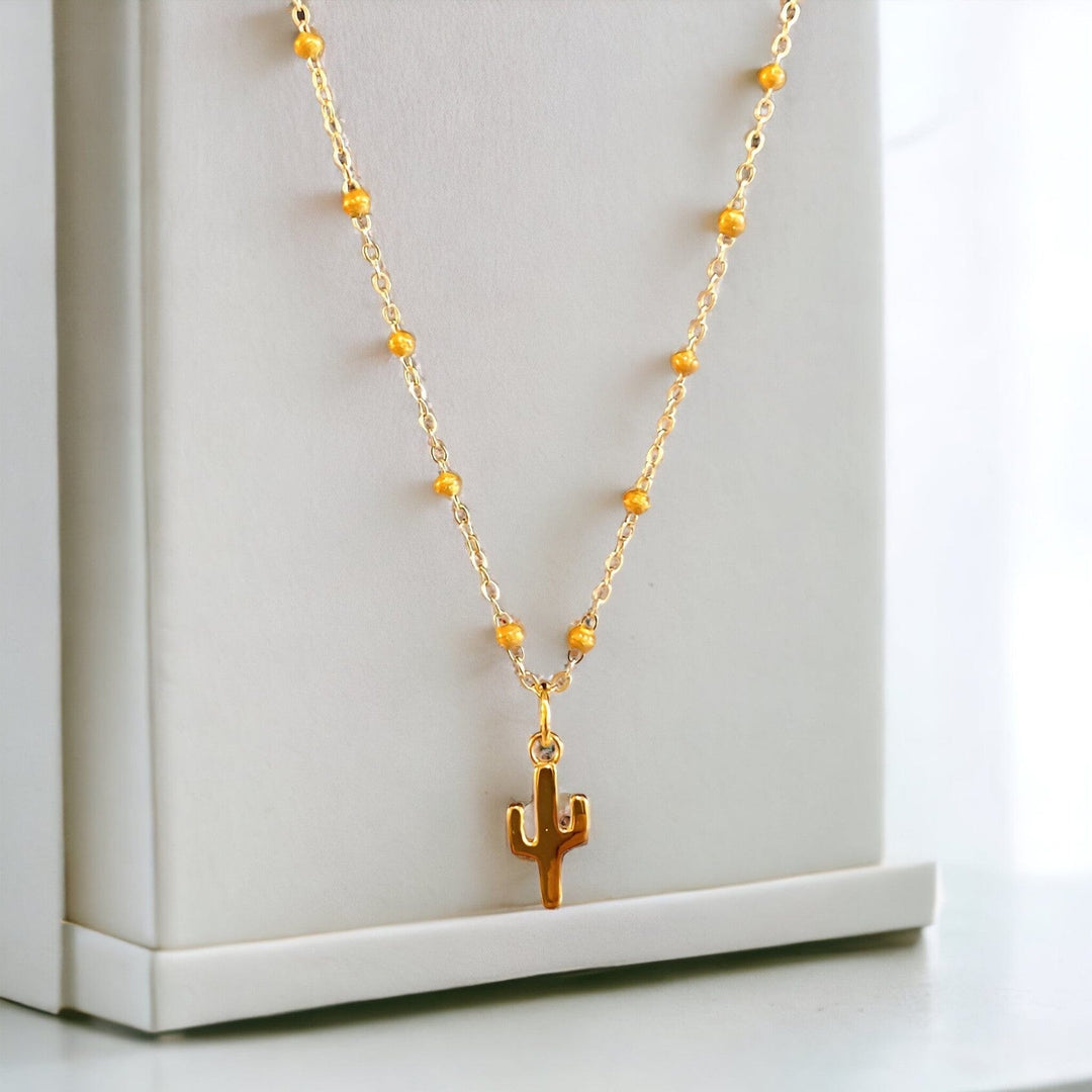 GOLD RESIN CACTUS NECKLACE