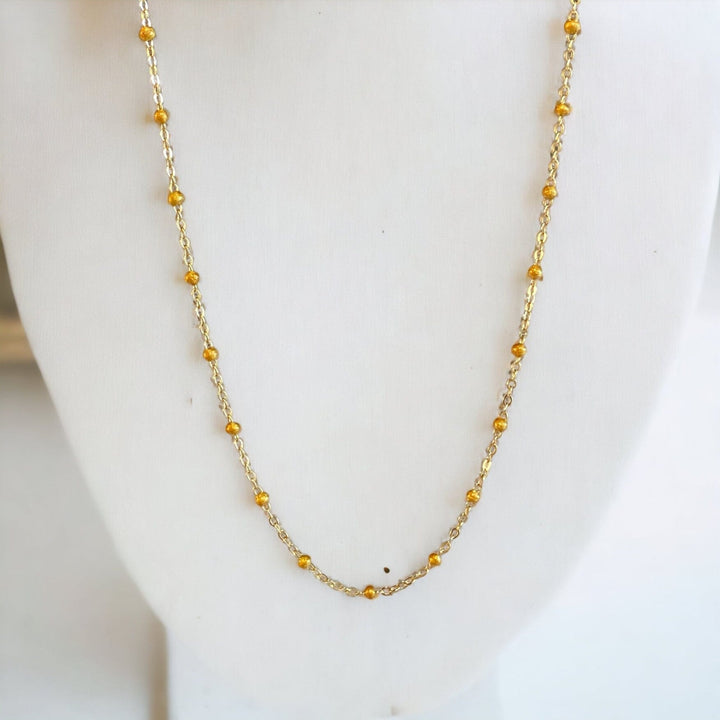 CLASSIC GOLD RESIN NECKLACE