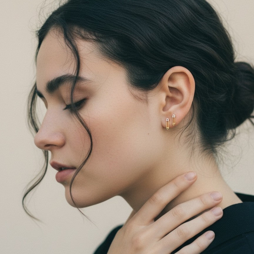 MINI SAFETY PIN STUDS