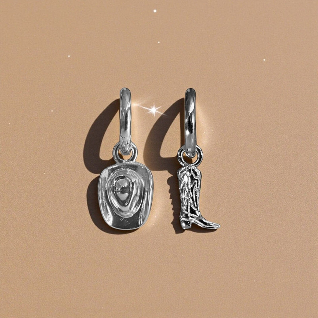 HOWDY MISMATCH HUGGIE EARRINGS