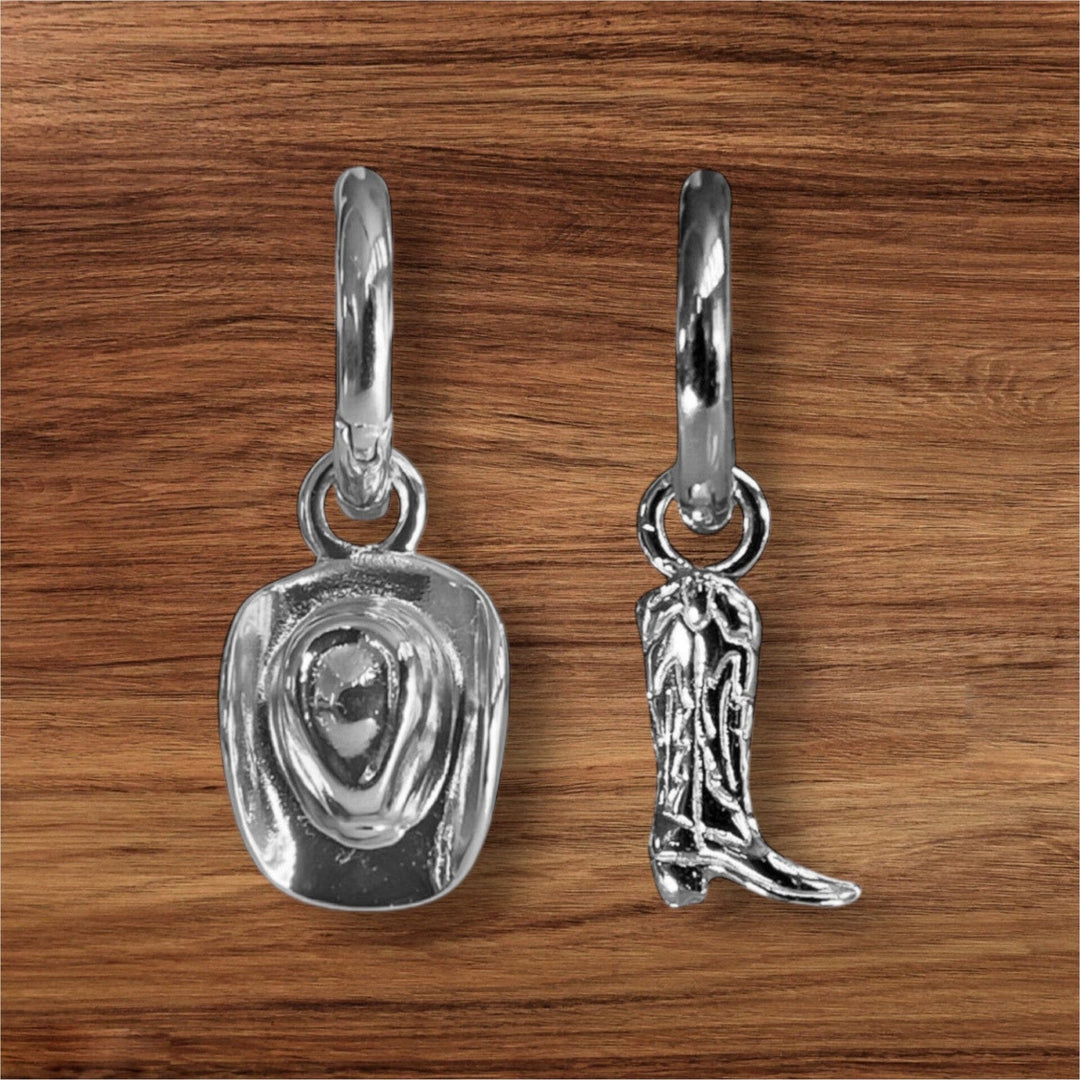 HOWDY MISMATCH HUGGIE EARRINGS